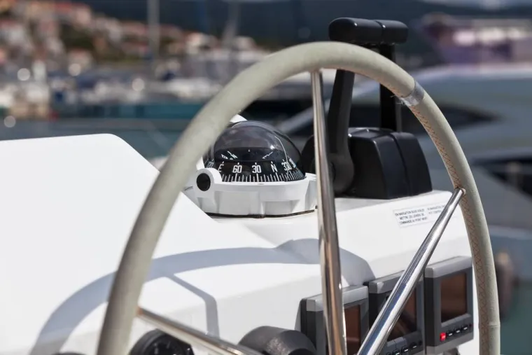 Bateau en panne, Toulon, Shine and Boat